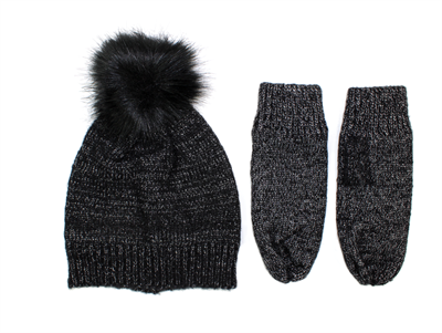 Petit by Sofie Schnoor hat and mittens black silver