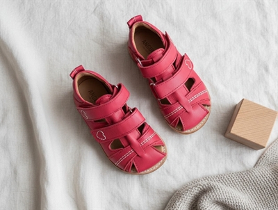 Angulus sandal rosebud  