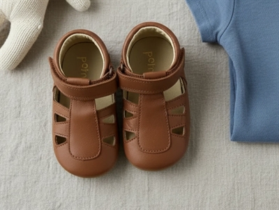 Pom Pom camel slipper