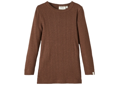 Lil Atelier top rocky road hole pattern