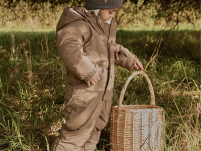 Lil' Atelier snowsuit shitake with snow guard