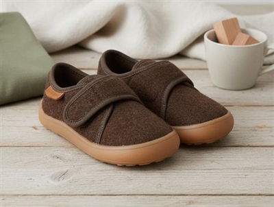 Bisgaard Pav slippers brown wool with velcro and rubber sole