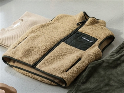 Mads Nørgaard fleece waist coat Vilads kelp teddy