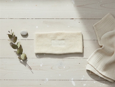 Mads Nørgaard headband Ashley sand shell (voksen)