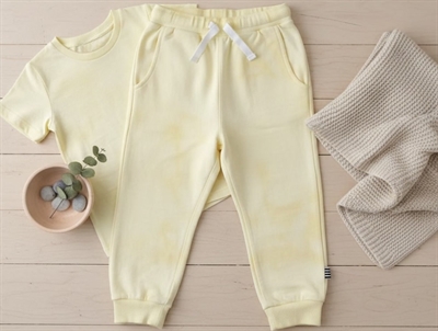 Mads Nørgaard pale banana sweatpants Pavo