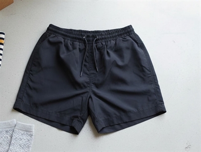 Mads Nørgaard black swim shorts Sandrino