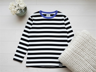 Mads Nørgaard black/ecru striped t-shirt Tobino