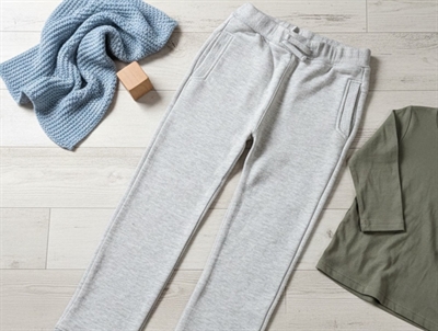 En Fant pants mourning dove