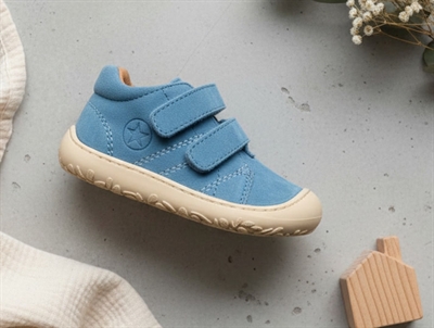 Bisgaard Hale shoes pink with ladybugs