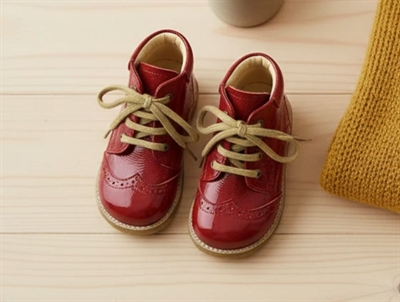 Angulus dark red beginner shoes with patent leather
