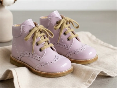 Angulus toddler shoe lila patent with laces