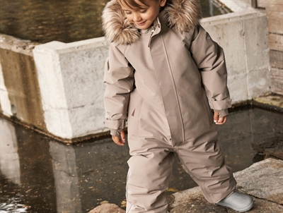 En Fant snowsuit fungi