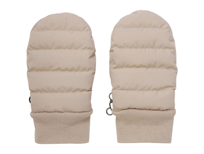 En Fant mittens fungi with rib edge