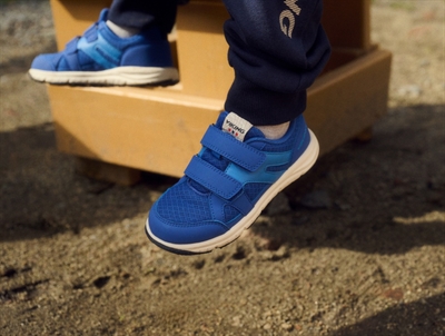 Viking Bouncy shoe pink glitter with TEX