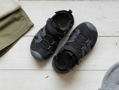 Viking black/charcoal Adventure sandal