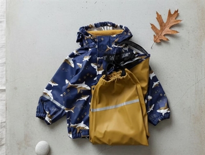 CeLaVi buckthorn brown rainwear pants and jacket sharks