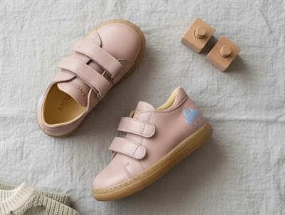 Angulus rose weather embroidery shoes