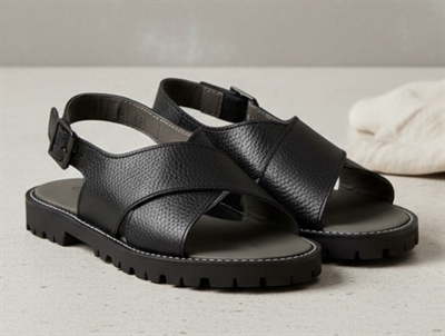 Angulus sandal black braided with buckle  