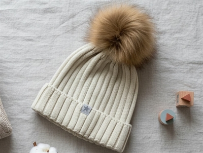 Huttelihut sand alpaca pompom hat