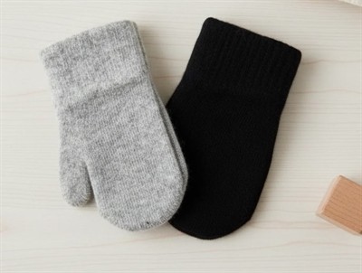 CeLaVi misty grey black wool/nylon mittens (2-pack)