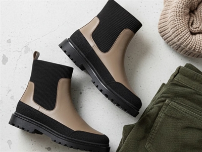 Angulus black/taupe ankle boot with elastic