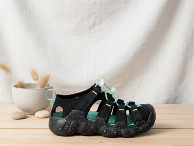 Keen Seacamp black sandal