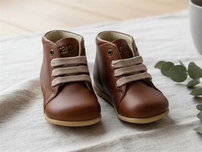 Arauto RAP toddler shoe August cognac with laces
