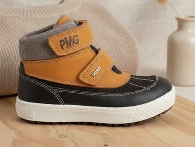 Primigi winter boot yellow/black with wool lining and GORE-TEX