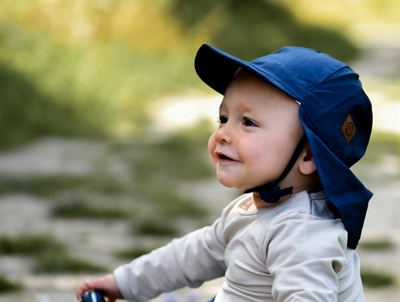 Mikk-line sun hat blue nights with long neck shade and tie strings