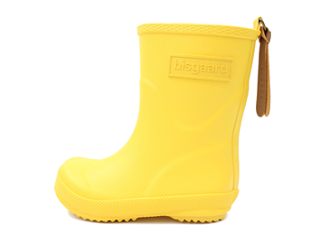 rubber boots yellow