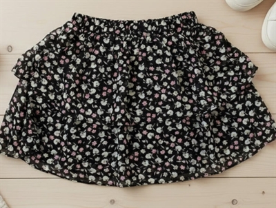 Sofie Schnoor Girls skirt flowers black