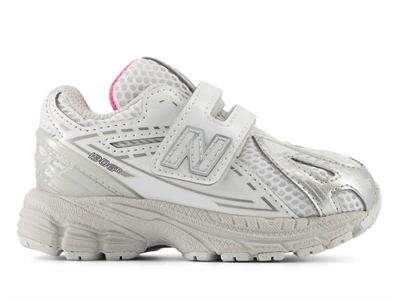 New Balance 1906 Kids silver sneaker with velcro closure