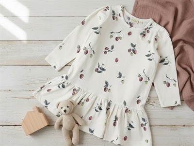 Petit Piao raspberry dress