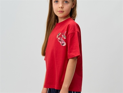 THE NEW oversized T-shirt red with cherry print