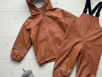 CeLaVi amber brown rainwear recycled PU