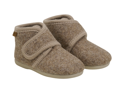 En Fant sandal taffy