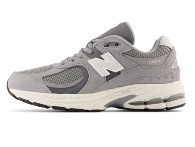 New Balance 2002 sneaker grey with laces