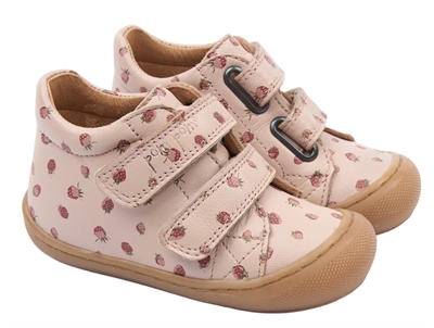 Bundgaard Petit Flower beginner shoe pink with flower details